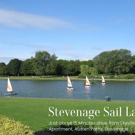 Skyvillion-Stevenage Amazing 3Bed House, Garden, Free Off Street Parking For 2 Cars, Wifi Apartment Exterior foto